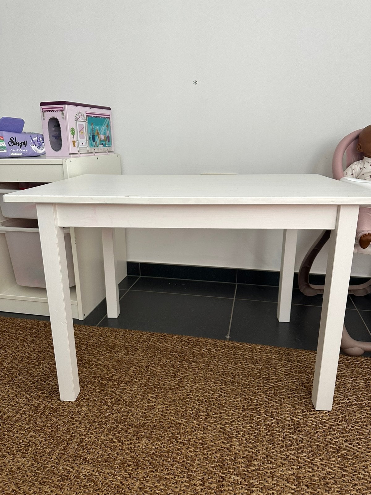 Kindertafel, Enlèvement, Utilisé