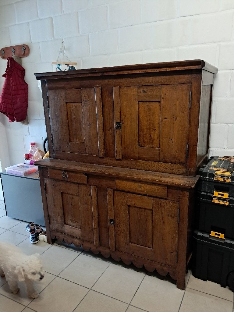 Kast uit de Pyreneeën, Antiek en Kunst, Antiek | Meubels | Kasten, Ophalen