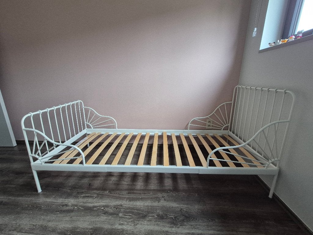 Metalen prinsessenbed met lattenbodem, Kinderen en Baby's, Ophalen, 85 tot 100 cm, Zo goed als nieuw, Lattenbodem