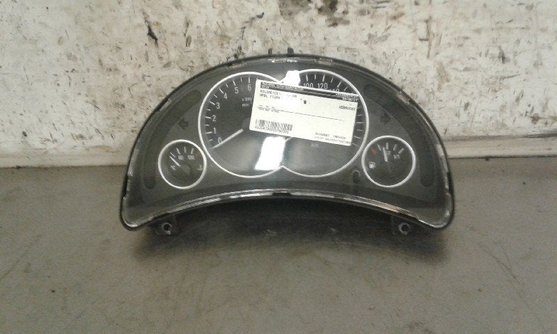 INSTRUMENTS DE BORD Opel Tigra Twin Top (01-2004/12-2010), Utilisé, Opel