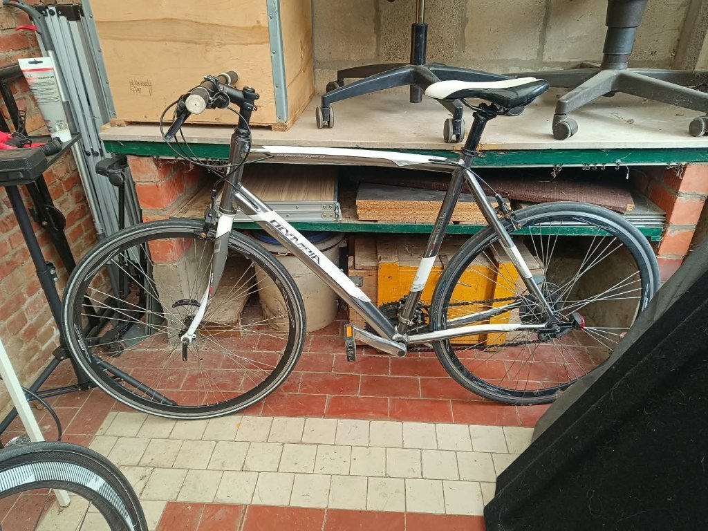 Olympia Superleggera-fiets, Gebruikt, Heren, Geen vering, Trommelrem