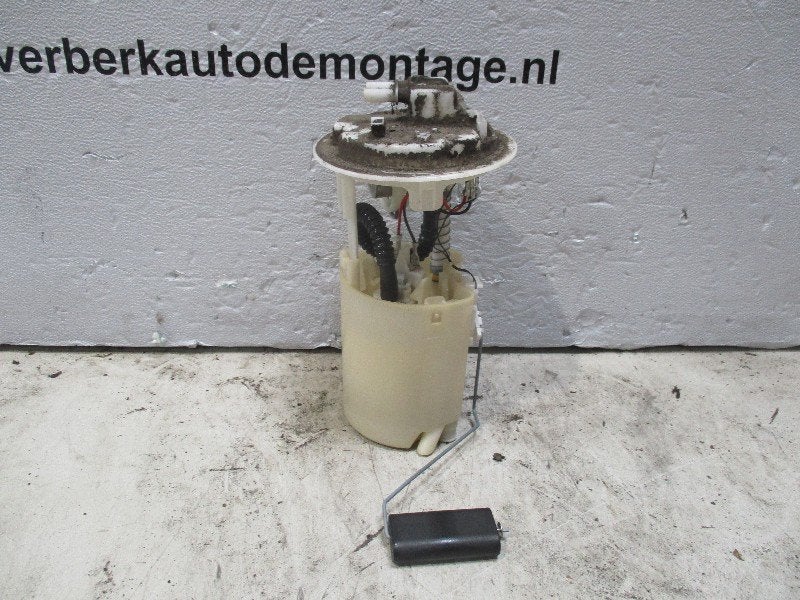 POMPE CARBURANT ELECTRIQUE 206 CC (2D) (96-552-946-80), Kontakt-peugeot@peugeot.com, Utilisé, Peugeot Deutschland GmbH, Bahnhofsplatz
65423  Rüsselsheim, DE