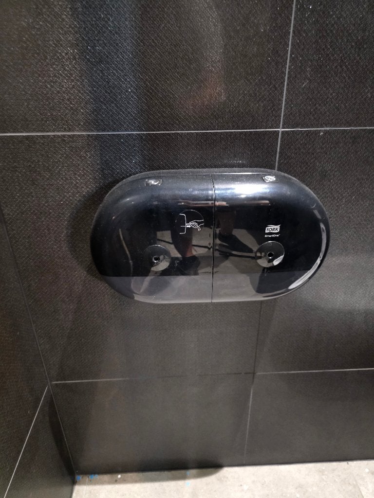 Distributeur double TORK SmartOne – Professionnel, Autres marques, Accessoire de toilettes, Enlèvement, Utilisé