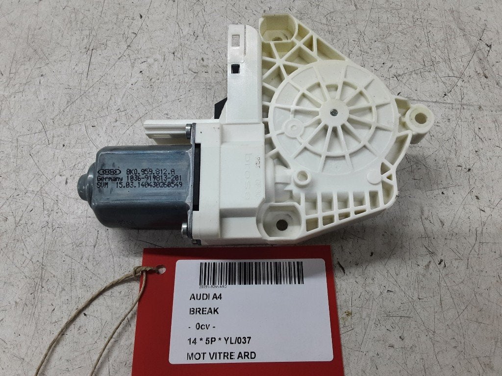 MOTEUR LEVE VITRE ELECTRIQUE ARRIÈRE DROIT (8K0959812A), Mevr. I. Hauben, Audi, Utilisé, Arrière