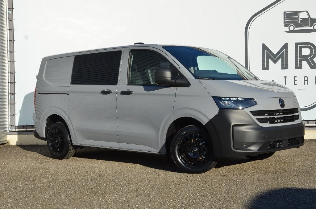 Volkswagen T7- Dubbelcab- L1-Carplay-Camera-Nieuw- 35990+BTW, Stof, Volkswagen, 2500 kg, Bedrijf
