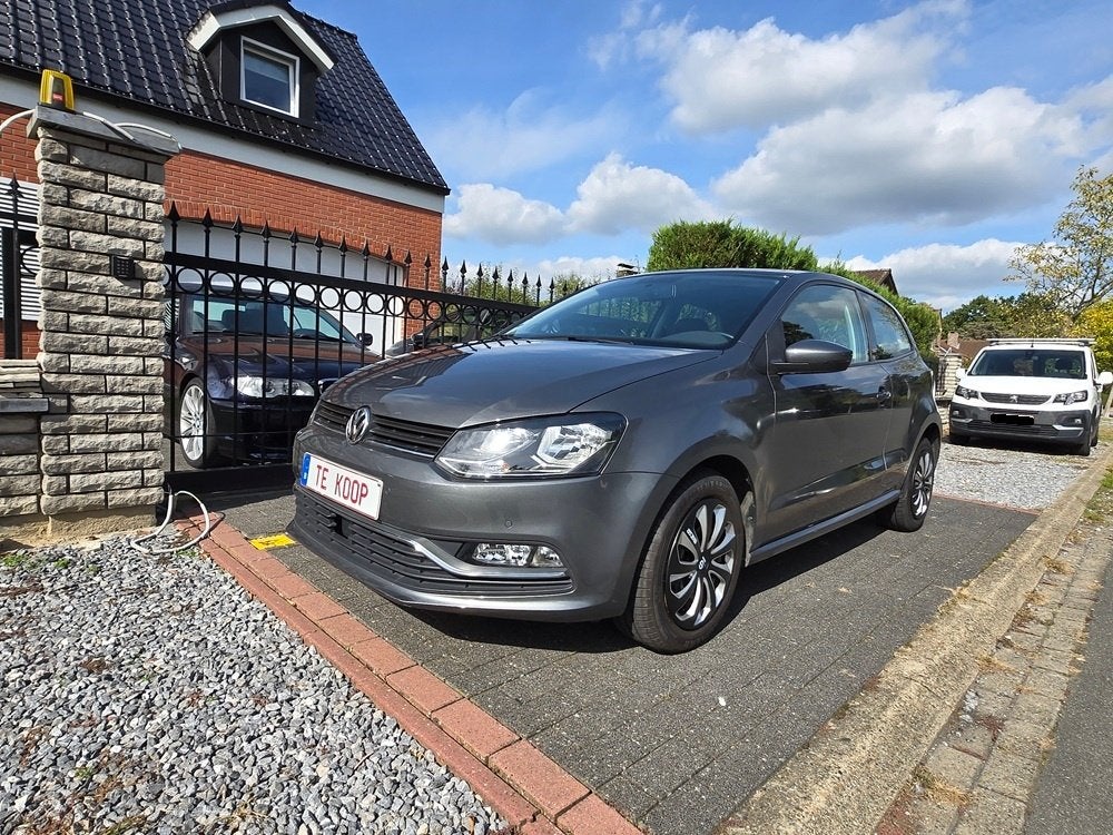 VW POLO 1.0 Essence Comfortline, Argent ou Gris, Achat, https://public.car-pass.be/vhr/1de324cb-8059-4c62-ab23-3b8daf268f7c, Euro 6