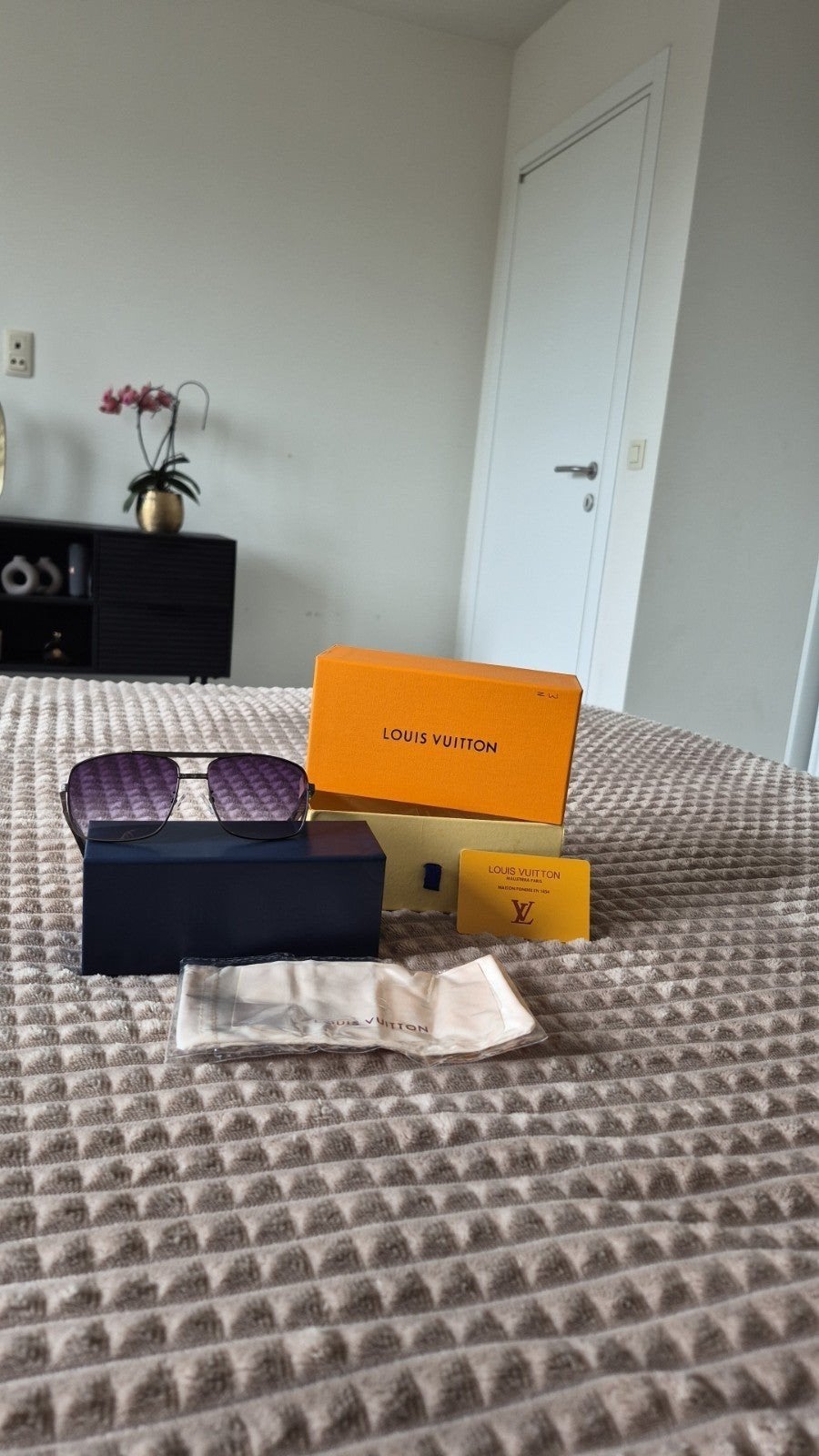 nieuwe zonnebrillen 3 kleuren, Bijoux, Sacs & Beauté, Boîtes de maquillage & Beauty case, Enlèvement ou Envoi, Neuf