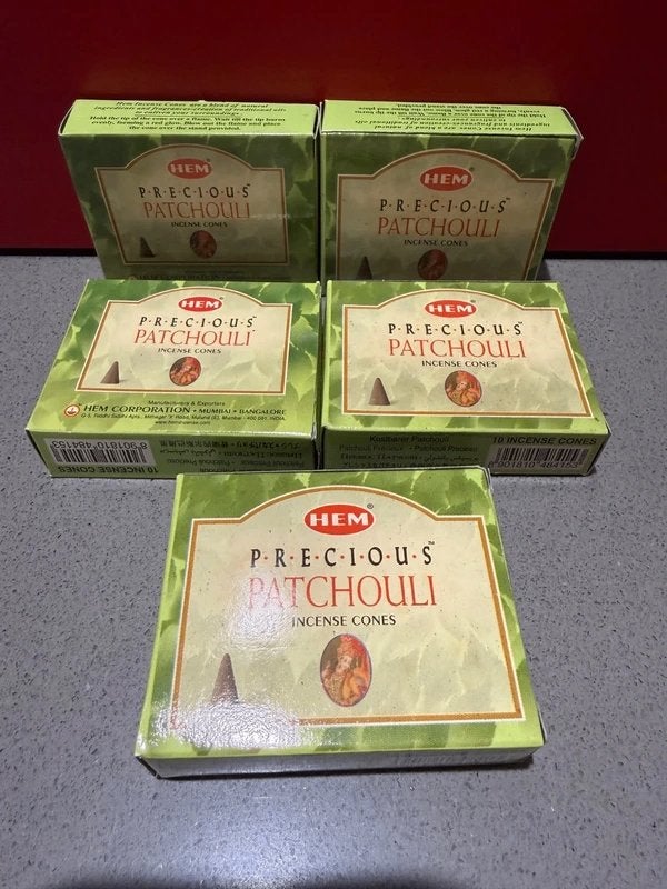 HEM Precious Patchouli Wierook Kegels, Maison & Meubles, Neuf, Enlèvement ou Envoi, Autres marques, Matériau naturel
