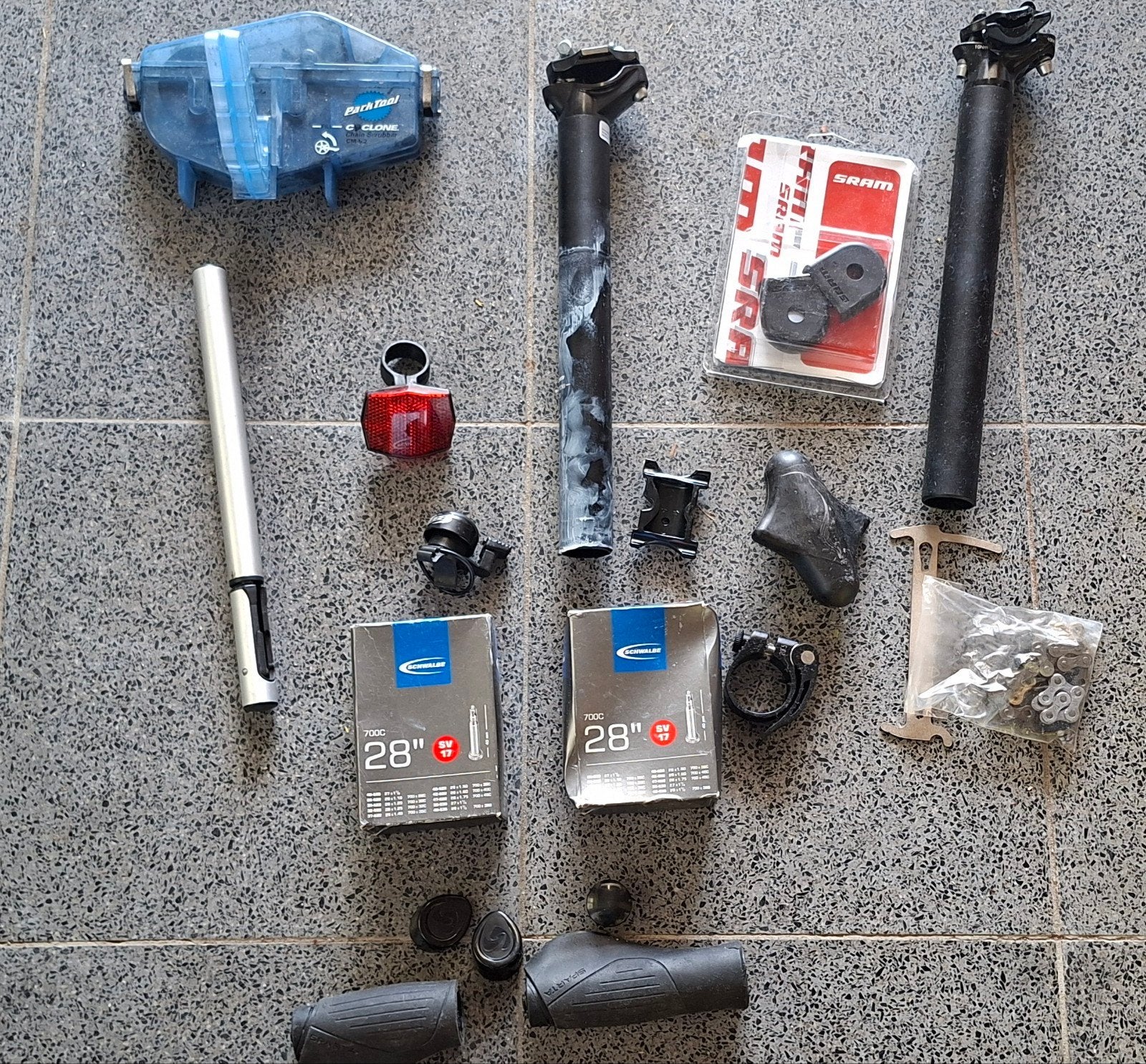 te koop lot fietsmateriaal, Fietsen en Brommers, Fietsaccessoires | Overige Fietsaccessoires, Ophalen of Verzenden, Zo goed als nieuw
