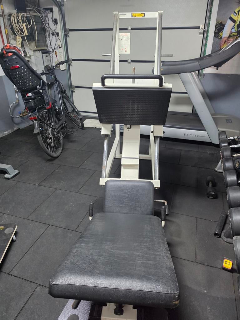 Presse à jambes, Enlèvement