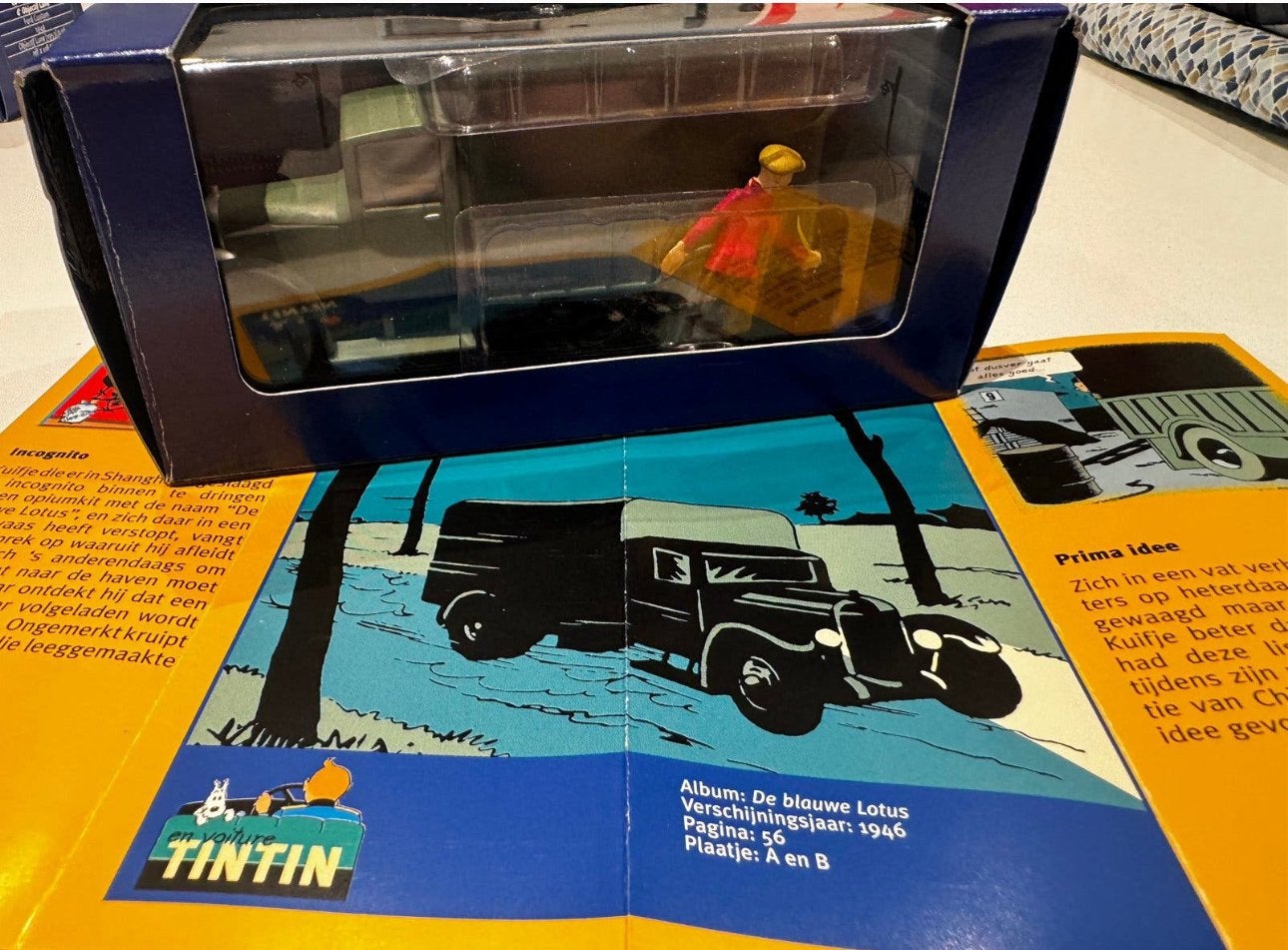 Kuifje auto 1:43 de opium vrachtwage uit blauwe lotus, Ophalen of Verzenden, Kuifje, Zo goed als nieuw
