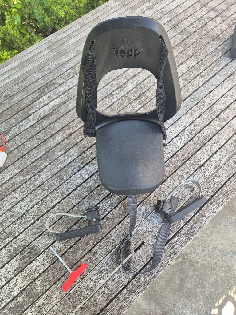 fietsstoeltje achteraan thule yepp, Ophalen, Achterzitje, Voetsteuntjes, Yepp (Thule)