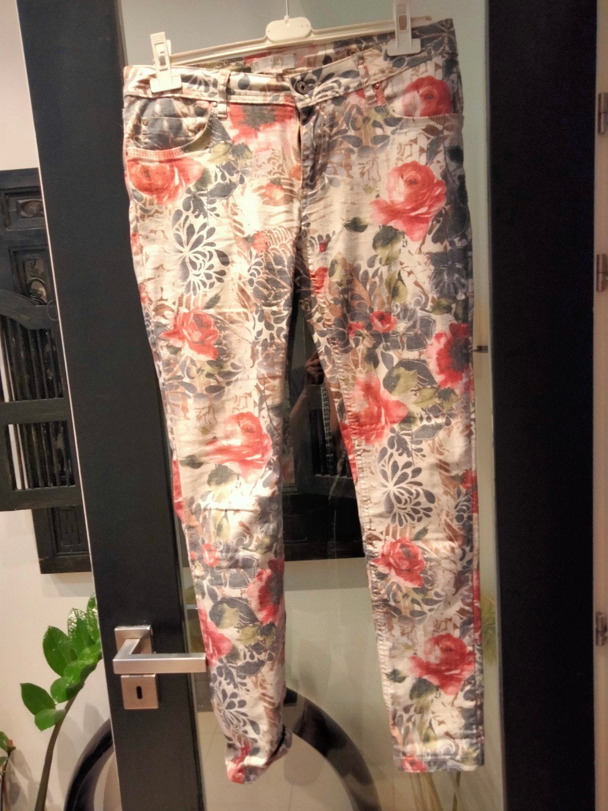 Mooi gekleurde broek.Merk YAYA.Maat 42., Enlèvement ou Envoi, Taille 42/44 (L)