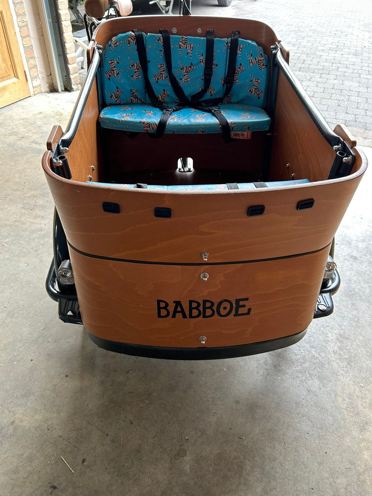 Elektronische bakfiets in nieuwstaat, Ophalen, Zo goed als nieuw