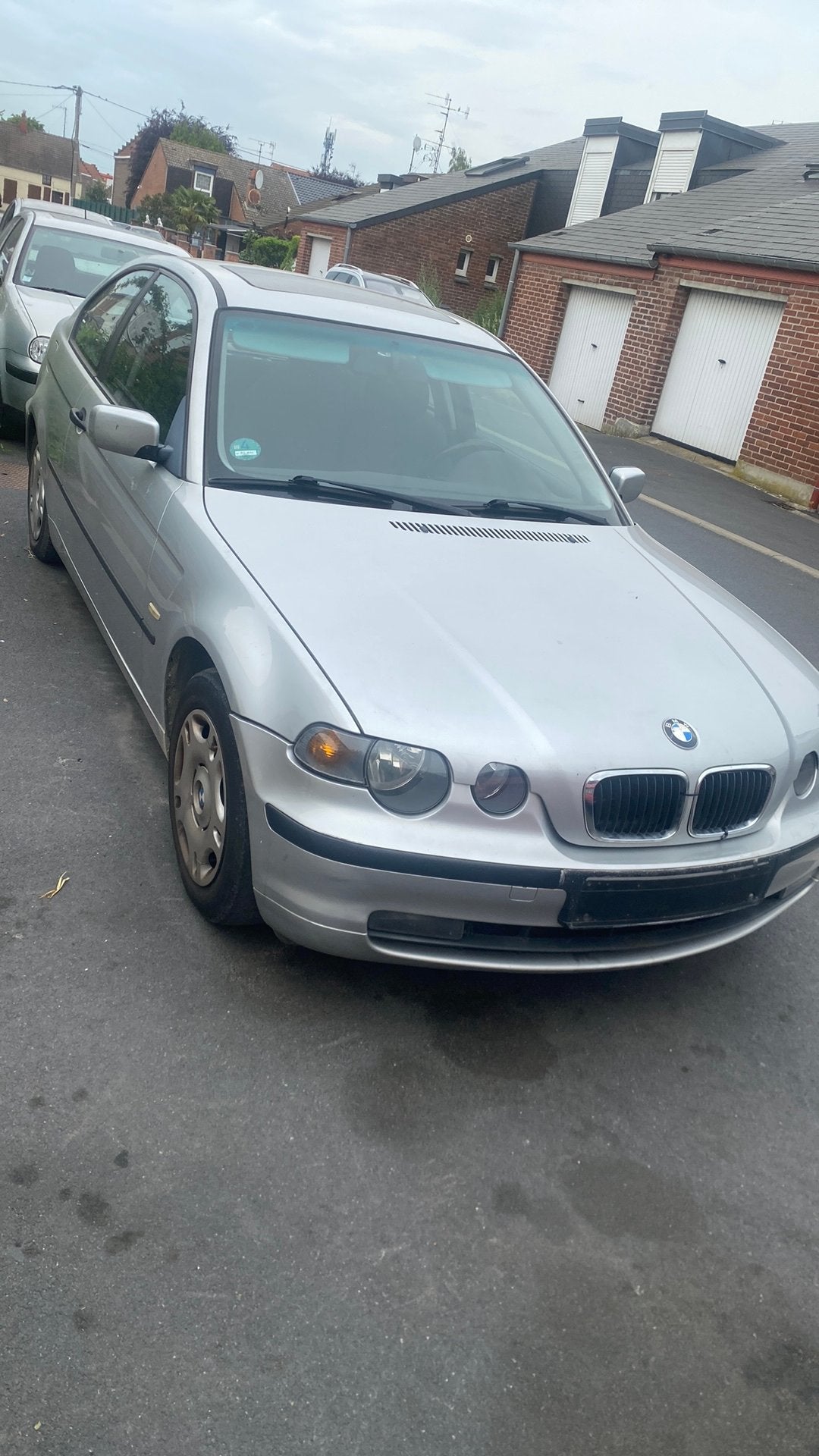 bmw e46 316 ti, Autos, Argent ou Gris, Achat, 110 kW, Noir