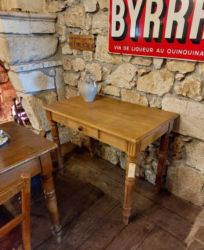table de cuisine ancienne décorative avec tiroir, Enlèvement