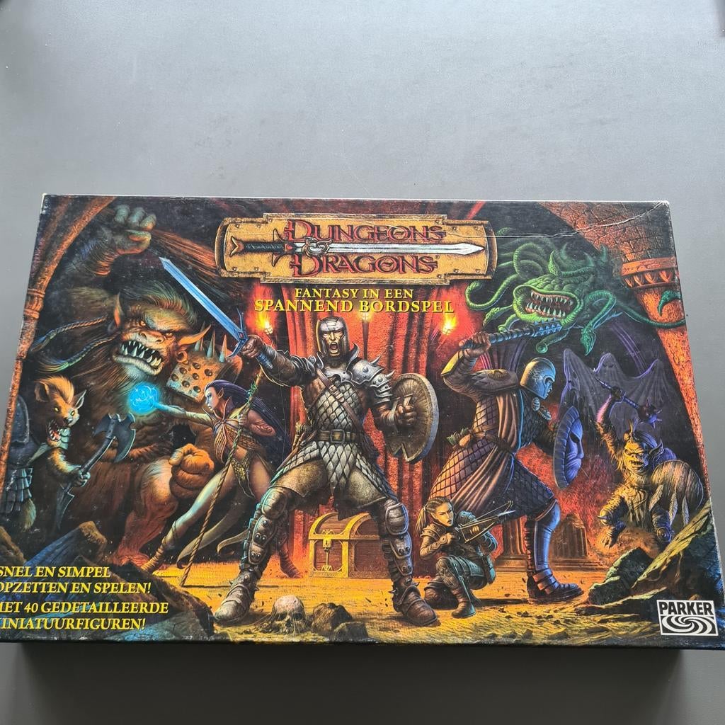 Jeu de plateau Dungeons & Dragons., Hobby & Loisirs créatifs, Trois ou quatre joueurs, Enlèvement ou Envoi, Comme neuf, Parker