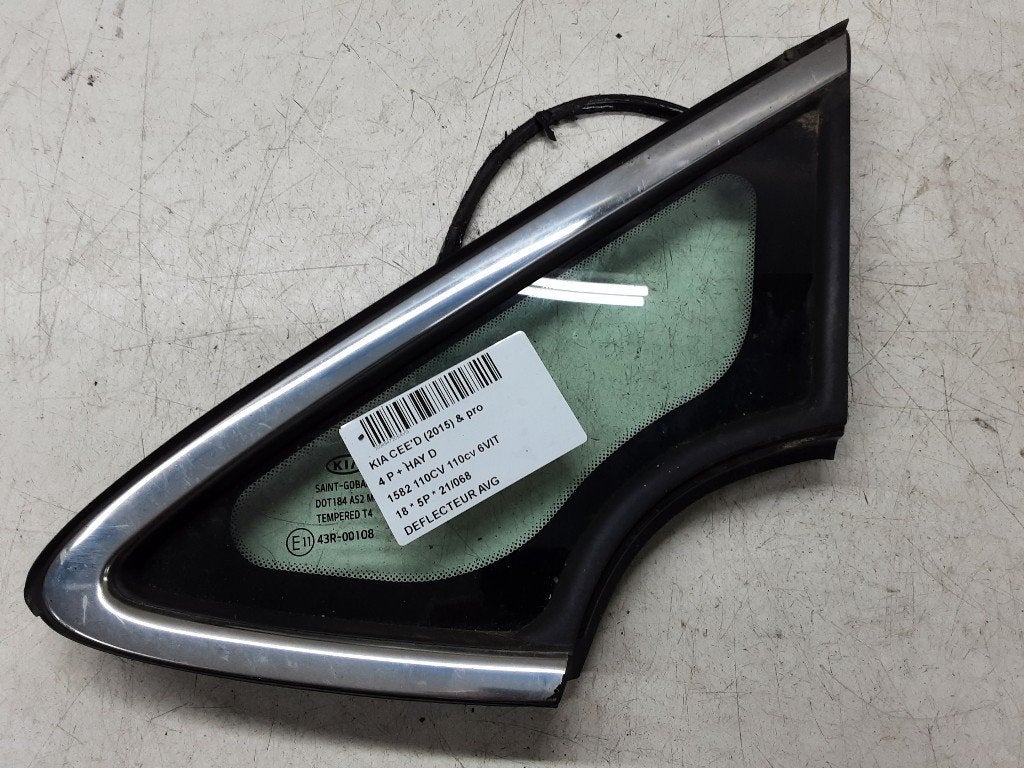PORTIERRUIT LINKS VOOR Kia Cee'd (JDB5) (01-2012/07-2018), Gebruikt, Kia