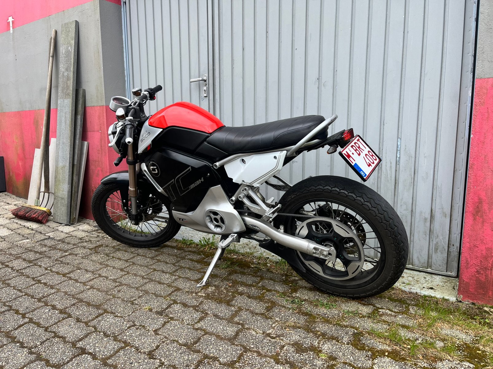 Super Soco Tc Max, Ophalen, 11 kW of minder