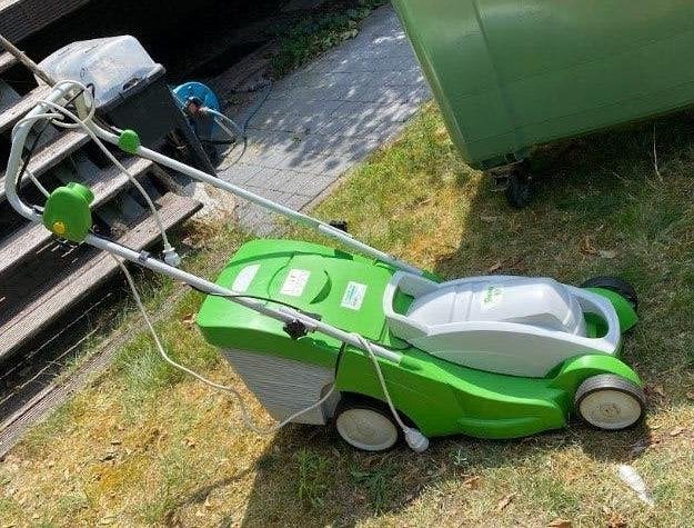 VIKING ME 339 elektrische grasmaaier – €50, Tuin en Terras, Grasmaaiers, Ophalen, Cirkelmaaier, Elektrische grasmaaier, Opvangbak