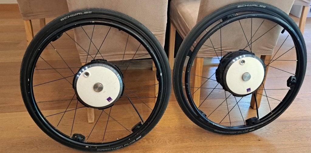 Roues électrique pour chaise roulante - A REPARER, Enlèvement, Utilisé