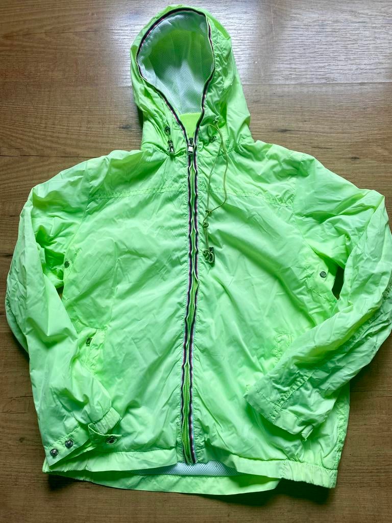 Fluo regenjas maat 8 jaar, Ophalen of Verzenden, Gebruikt, Jongen of Meisje, Jas
