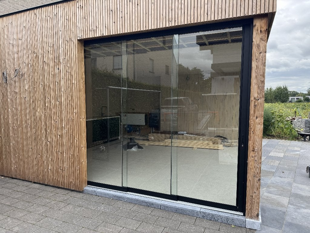 glazen schuifwanden: 1 x 3 m en 1 x 5 m lang 2m60 hoog, Tuin en Terras, Tuinhuizen, Ophalen, 3 ramen of meer, Overige typen, Nieuw