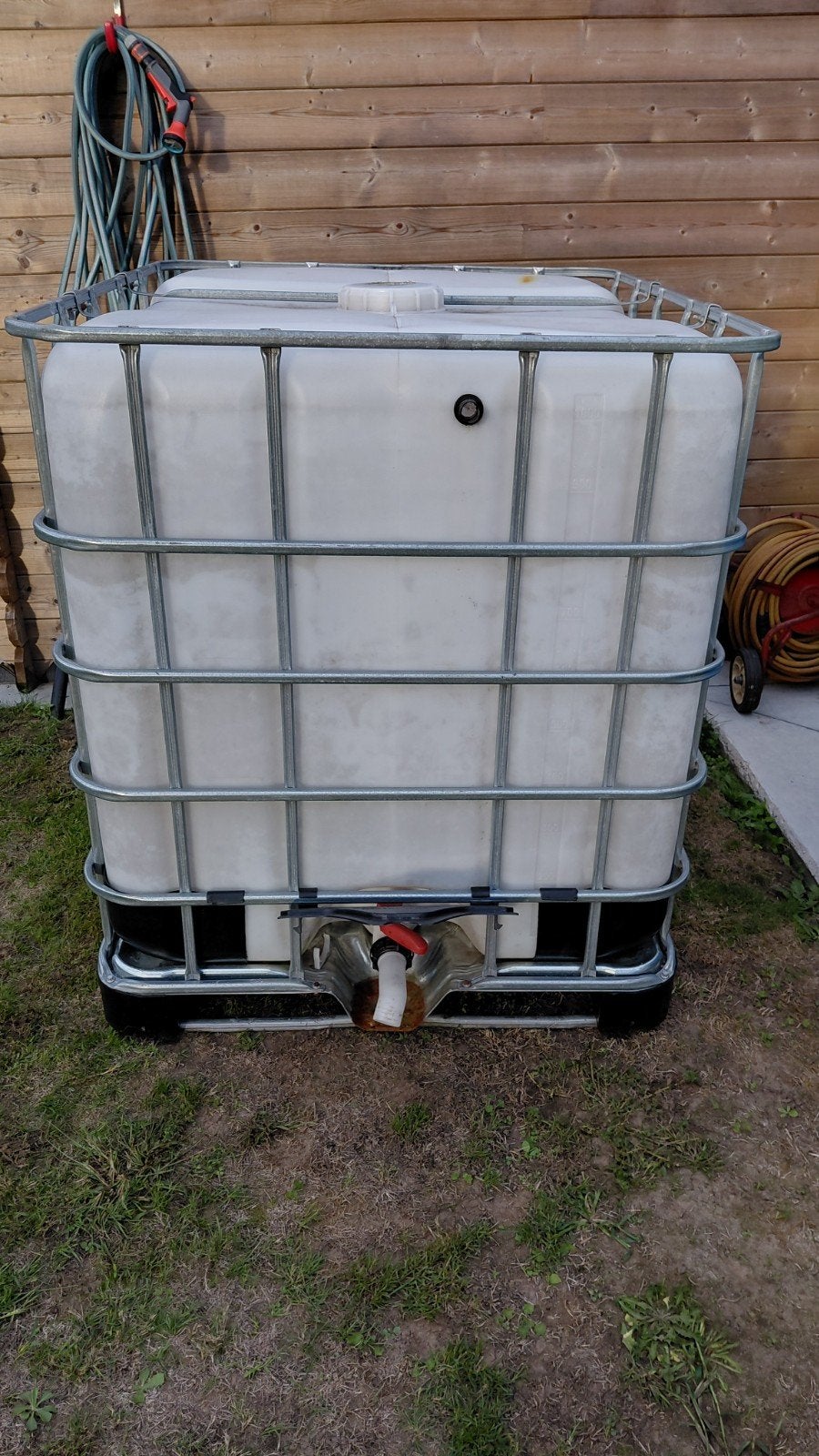 IBC vat, Tuin en Terras, 150 liter of meer, Ophalen, Gebruikt, Met kraantje