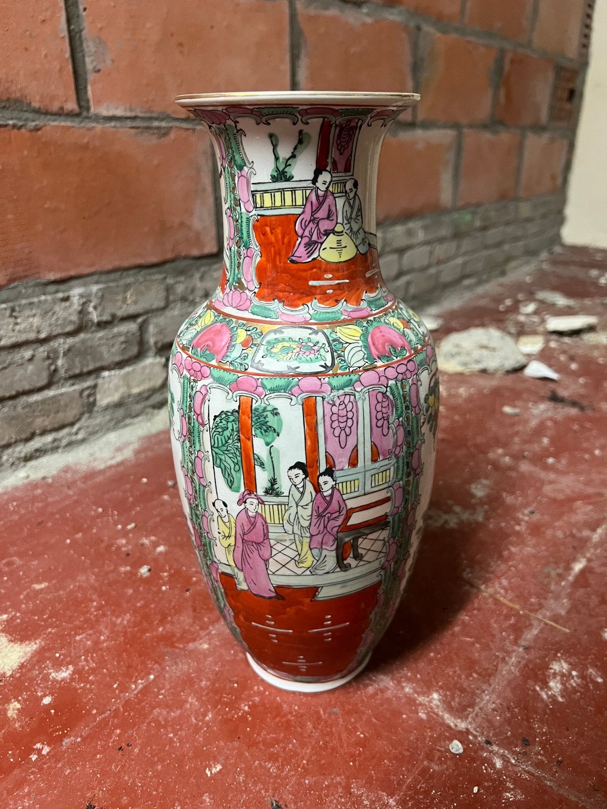 Klassieke Chinese exportvaas met handbeschildering, Antiquités & Art, Antiquités | Vases, Enlèvement