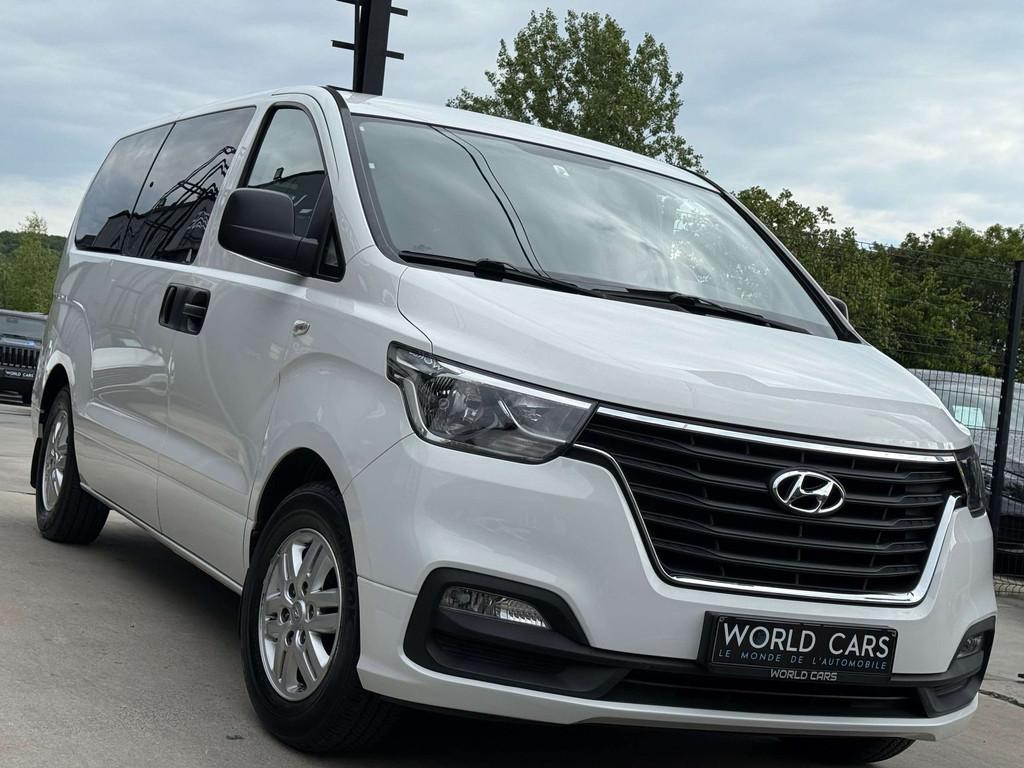 Hyundai H-1 2.5 CRDi 6PLACES TVAC*BTWIN - NAVIGATION - CAMER, Autos, Achat, 199 g/km, Euro 6, Entreprise