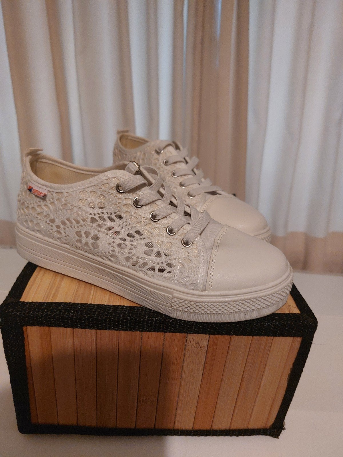 Sneaker canvas mt 39 wit, Vêtements | Femmes, Enlèvement ou Envoi, Porté, Blanc