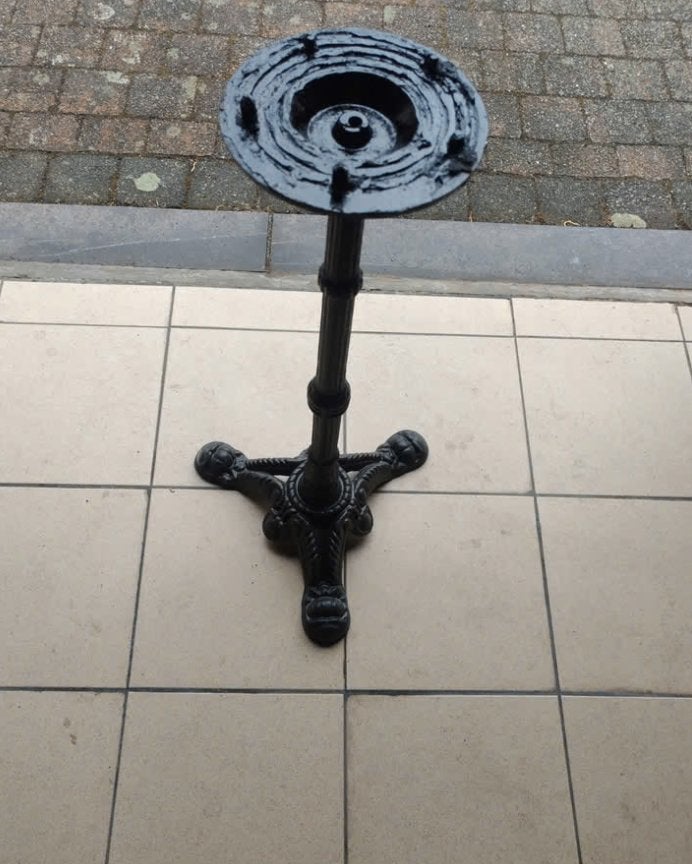 Gietijzeren onderstel tuin/keukentafel, Tuin en Terras, Ophalen, Gebruikt, Metaal