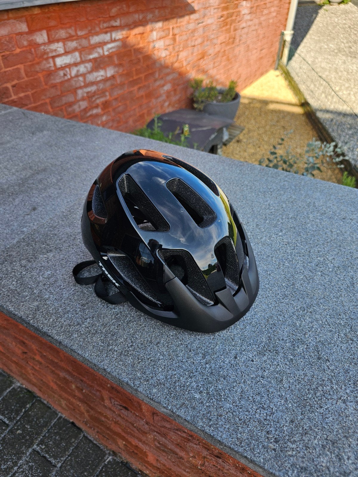 Casque Trek solstice, Enlèvement, M