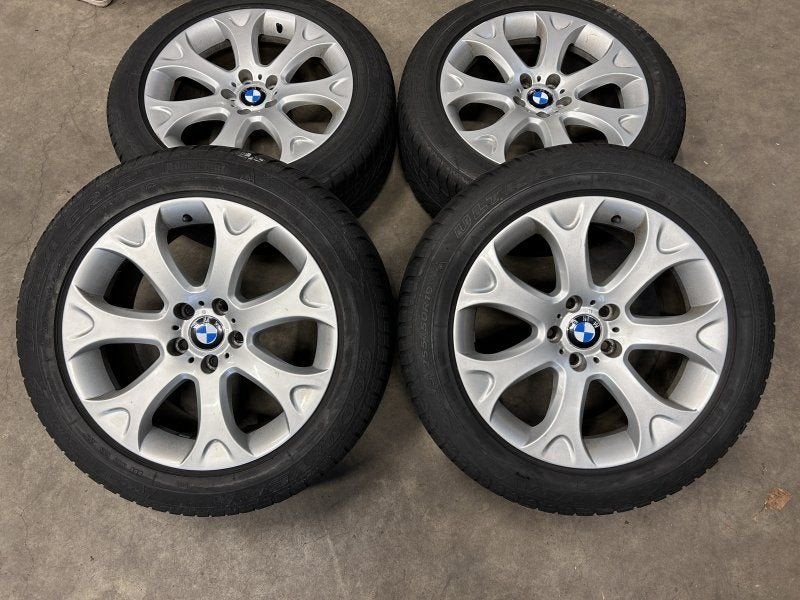 19 inch originele velgen + winterbanden BMW X5 F15 E70 211, Autos : Pièces & Accessoires, Pneus et Jantes, Pneus hiver, 255 mm