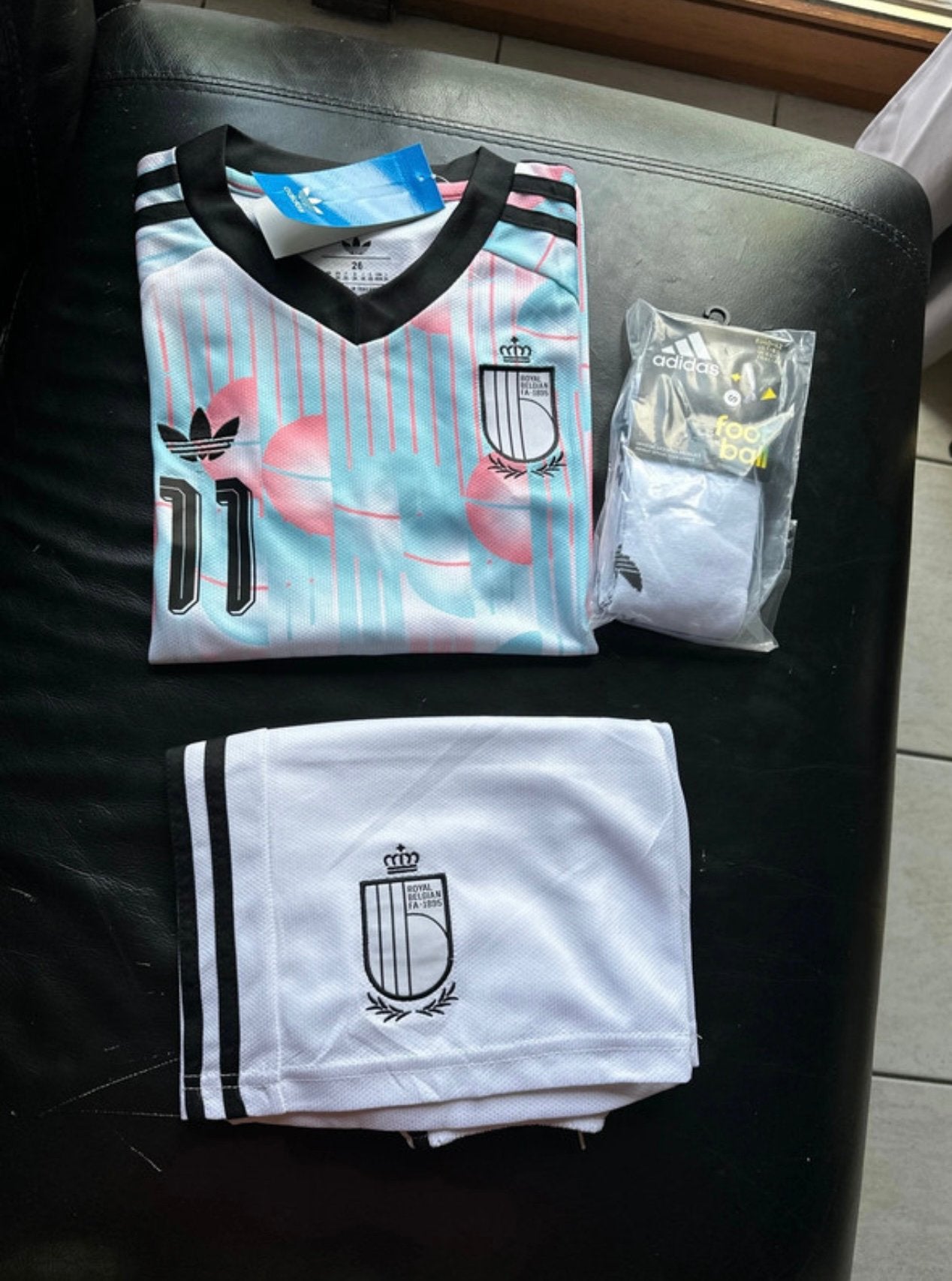 NEUF pack belgiue complet maillot shirt chaussettes, Verzenden, Nieuw