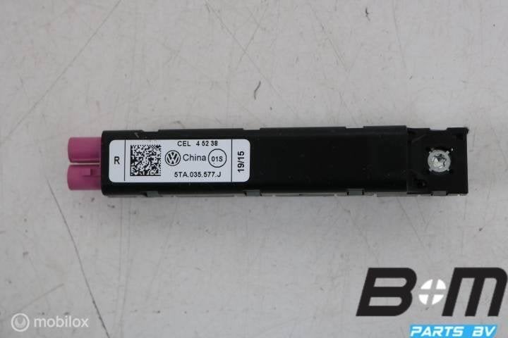 Antenneversterker VW Touran 5T 5TA035577J, Autos : Divers, Autoradios, Utilisé