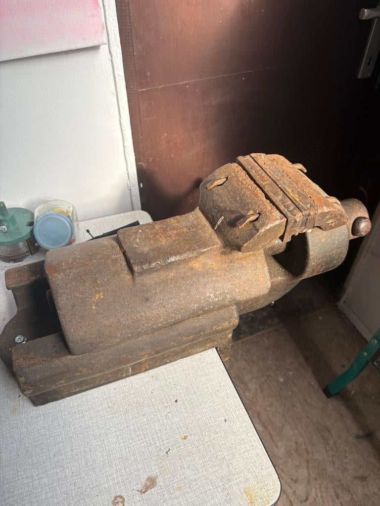 Zeer zware oude bankschroef 40kg – top kwaliteit, Enlèvement, Comme neuf