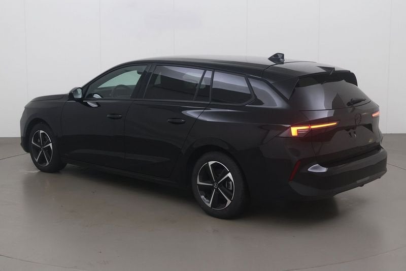 Opel Astra Sports Tourer 1.2 turbo gs 130, Auto's, Parkeersensor, Gebruikt, 1199 cc, Overige bekleding
