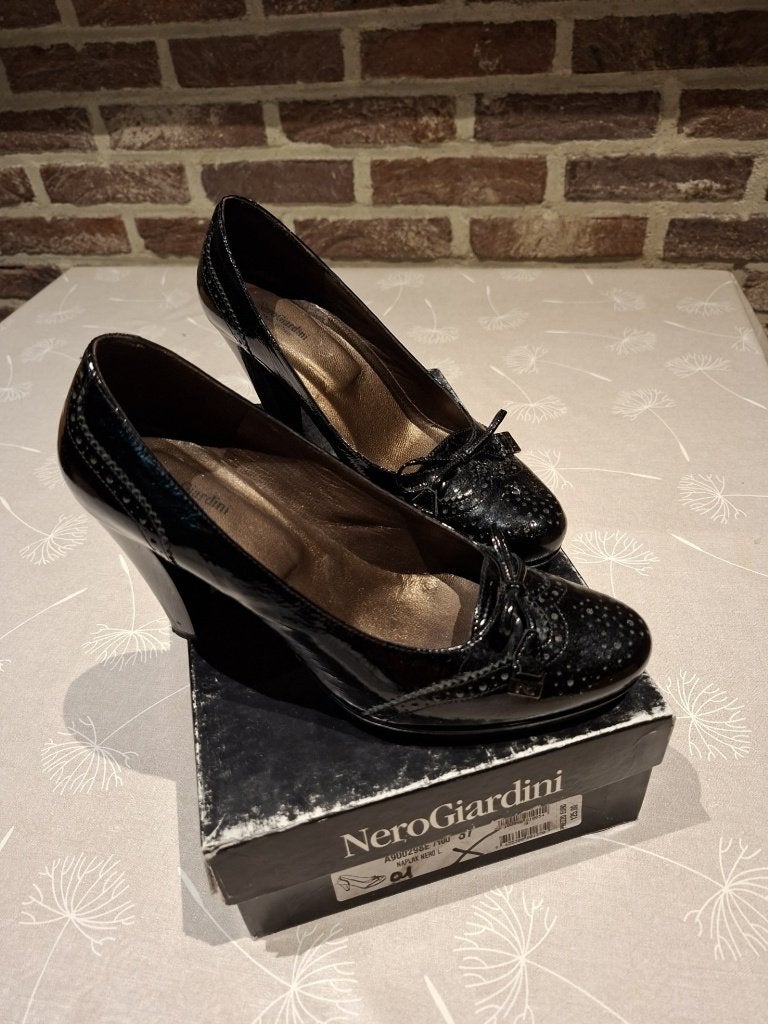 schoenen Nero Giardini zwart maat 37, Kleding | Dames, Ophalen of Verzenden, Zo goed als nieuw, Zwart