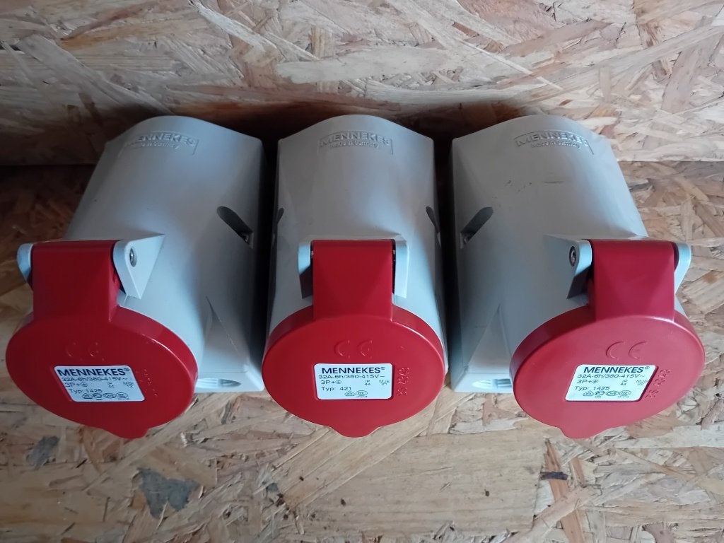 CE stopcontacten, Bricolage & Construction, Électricité & Câbles, Enlèvement ou Envoi, Comme neuf, Autres marques, Interrupteur
