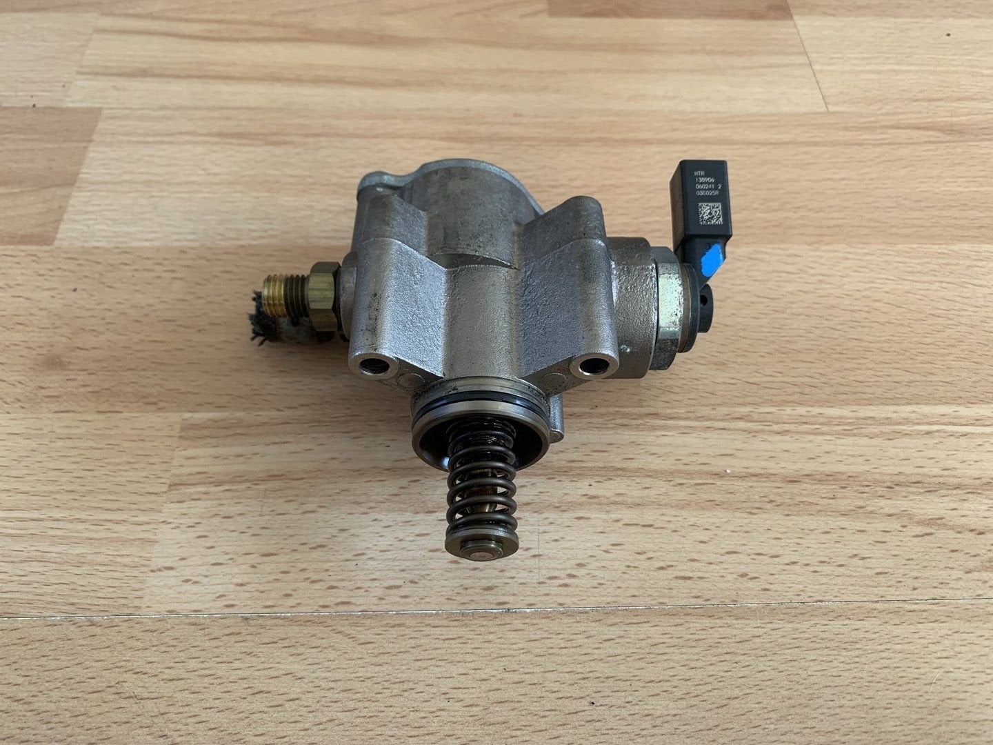 hogedrukpomp VAG 1.6 FSI 03C127025R vw golf touran audi A3, -, Utilisé, Audi, -