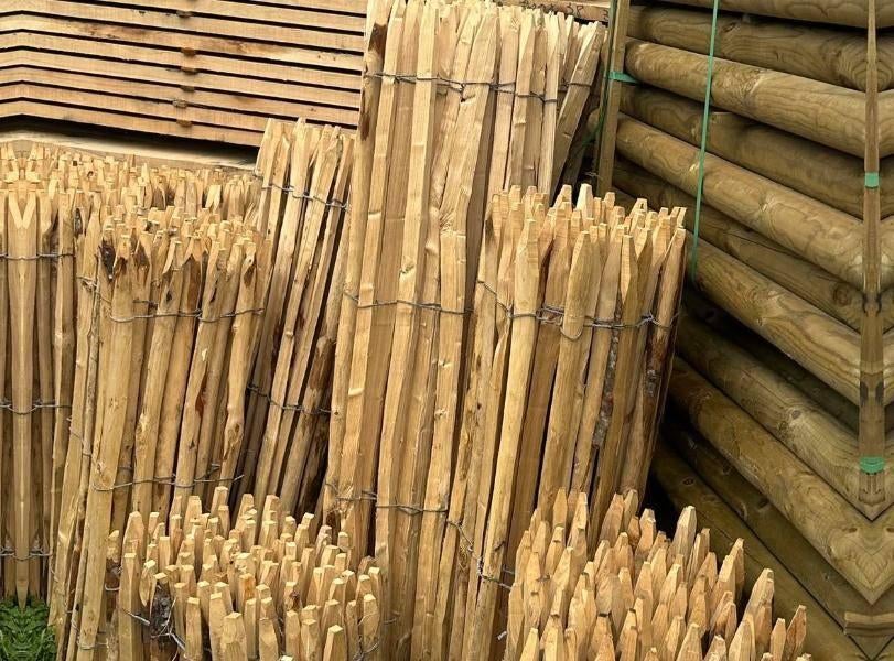 KASTANJE HEKWERK, Met poort, Nieuw, Hout, Spijlenhekwerk