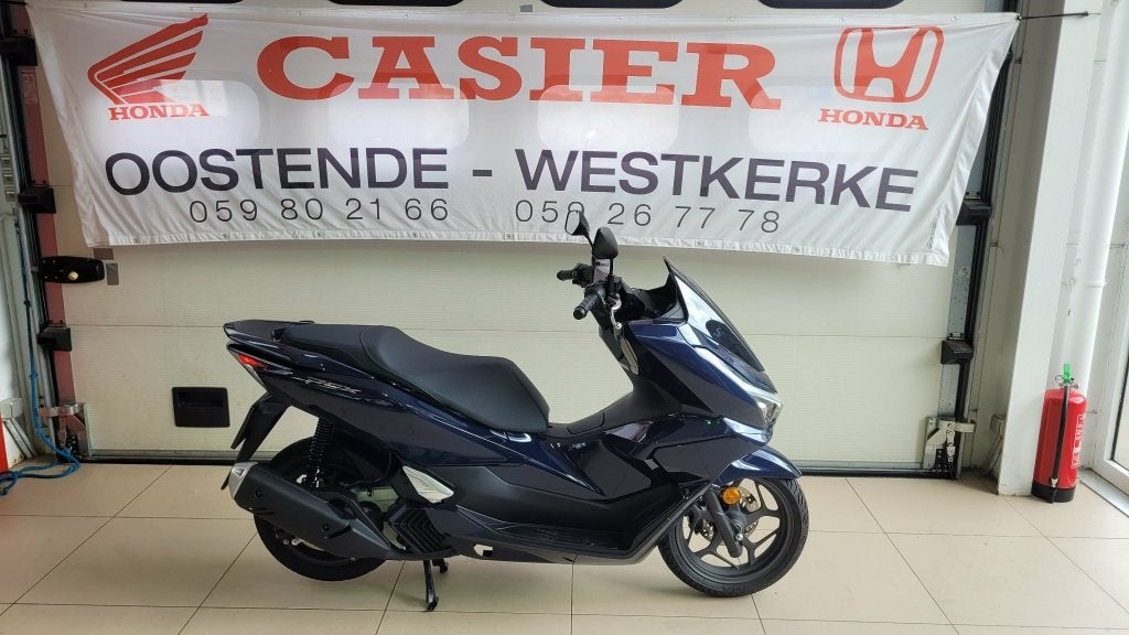 Honda PCX 125 ( als nieuw ), Scooter, Permis Moto A1 minimum, ABS, 1 cylindre