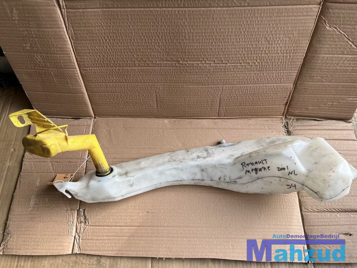 RENAULT MEGANE 1 Ruitensproeier tank reservoir 1999-2003, Renault Group, Gebruikt, Contact.group@renault.com, Renault