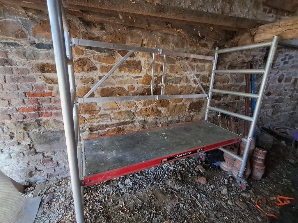 échafaudage Altrex  RS 44, Bricolage & Construction, Échafaudages, Enlèvement, Utilisé, Échafaudage fixe ou roulant, Moins de 2 mètres