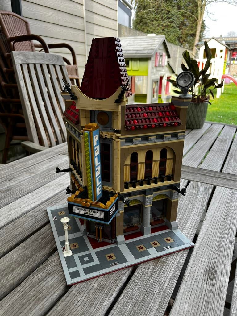 Lego Creator Expert 10232 Palace Cinema, Kinderen en Baby's, Speelgoed | Duplo en Lego, Gebruikt, Lego, Ophalen of Verzenden, Creator