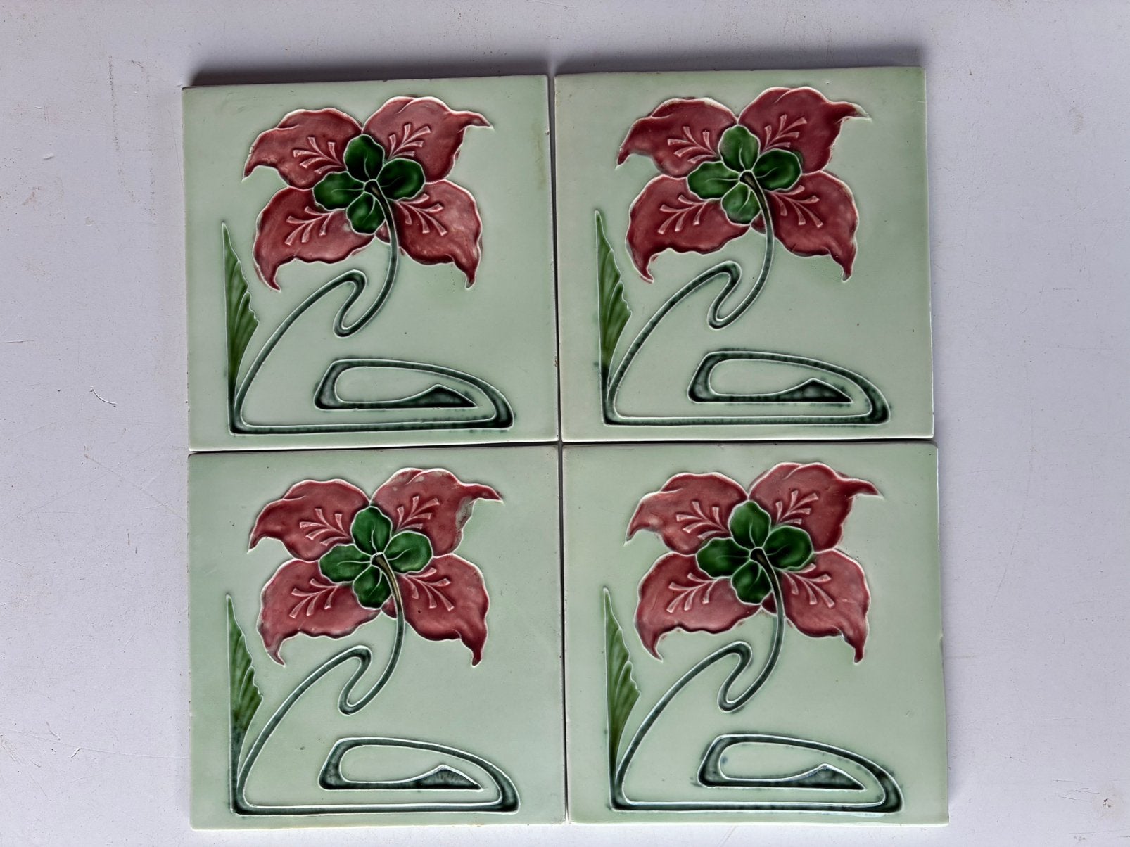 4 stuks mooie gave Art Nouveau/ Jugendstil tegels 1900, Antiek en Kunst, Ophalen of Verzenden