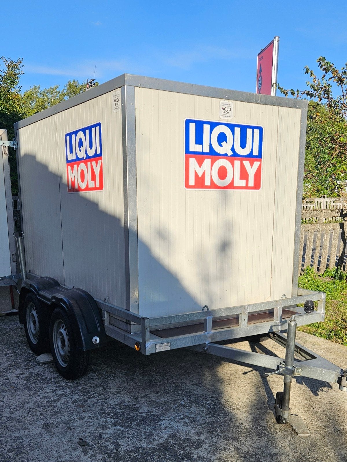 remorque double essieux avec cage fermé, Autos : Divers, Remorques, Enlèvement