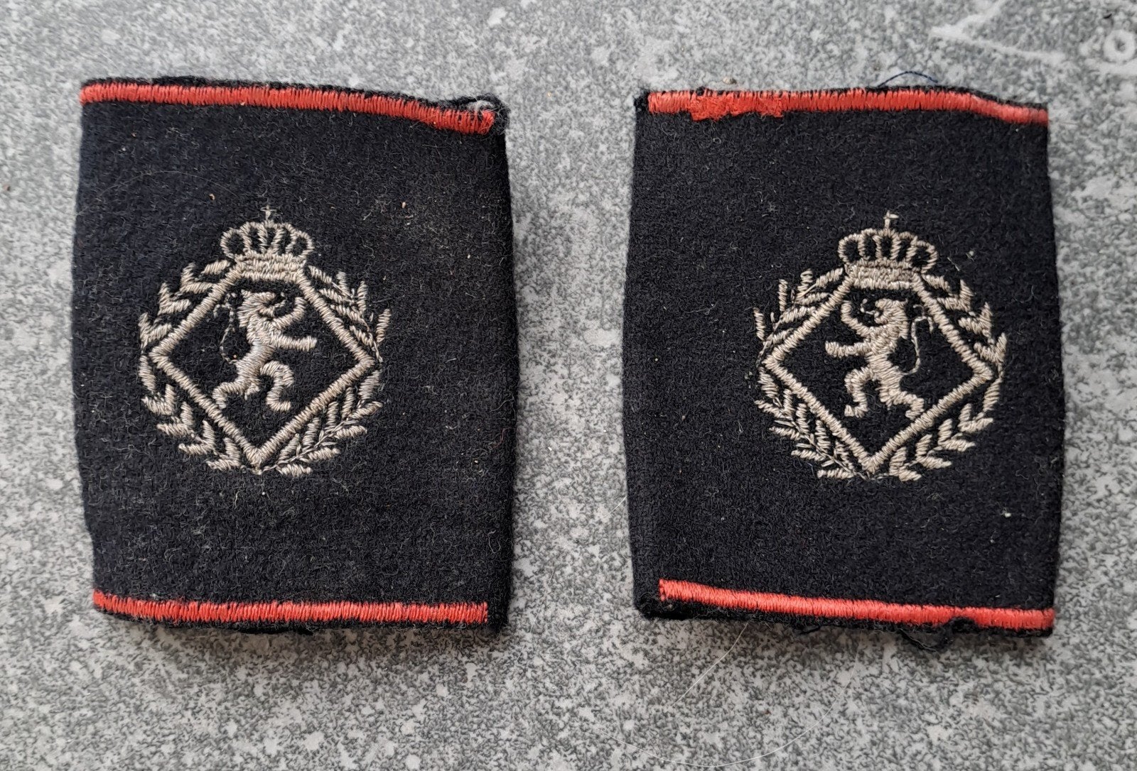 Schouderlussen Belgische Koninklijke Militaire School, Verzamelen, Militaria | Algemeen, Ophalen of Verzenden