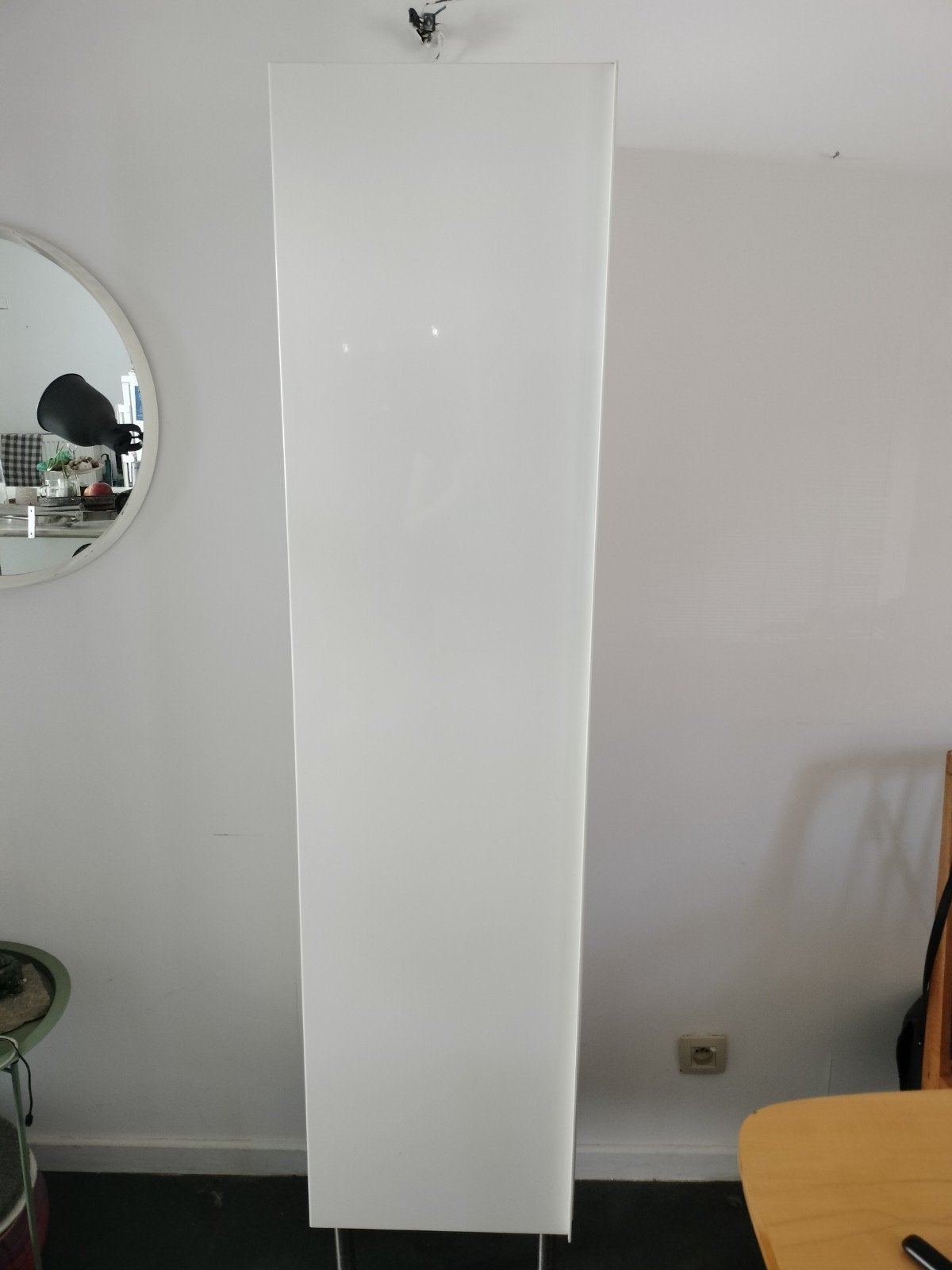 Colonne de salle de bain blanc brillant